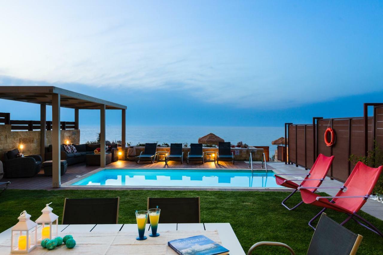 Espera Luxury Beach Front Residence With Pool & Bbq, By Thinkvilla Retimno Zewnętrze zdjęcie